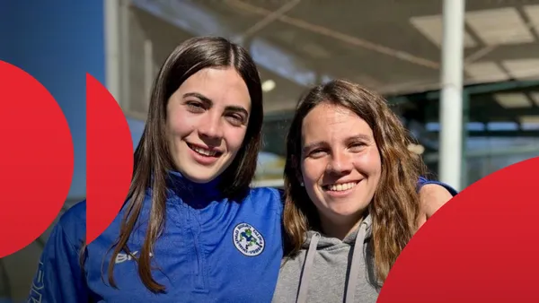 Ahatova porno rasmlar