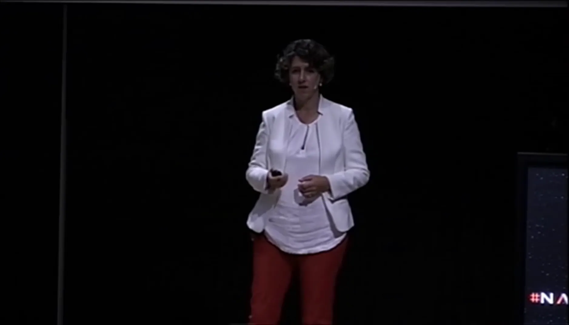 Lourdes Basabe Desmonts, investigadora Ikerbasque. Cluster de Microfluidica UPV/EHU, Centro de Investigación Lascaray, Vitoria-Gasteiz