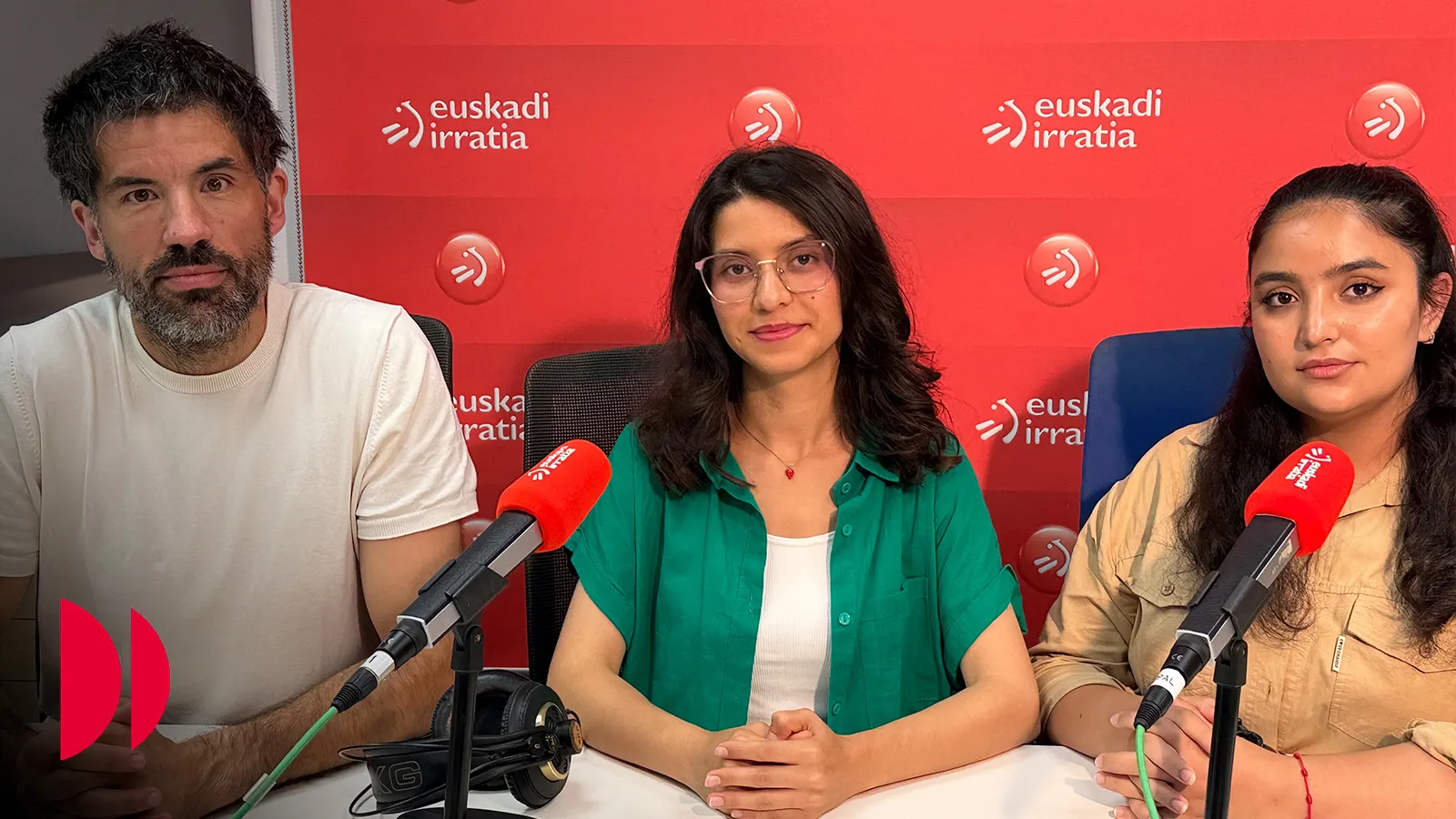 "Afganistanen krimena da emakume izatea"