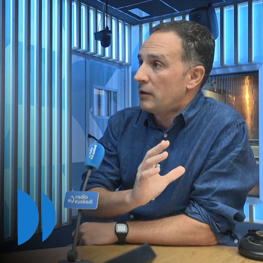 Lakuntza: "Queremos cambiar la política de vivienda aquí, tenemos la competencia casi en exclusiva"