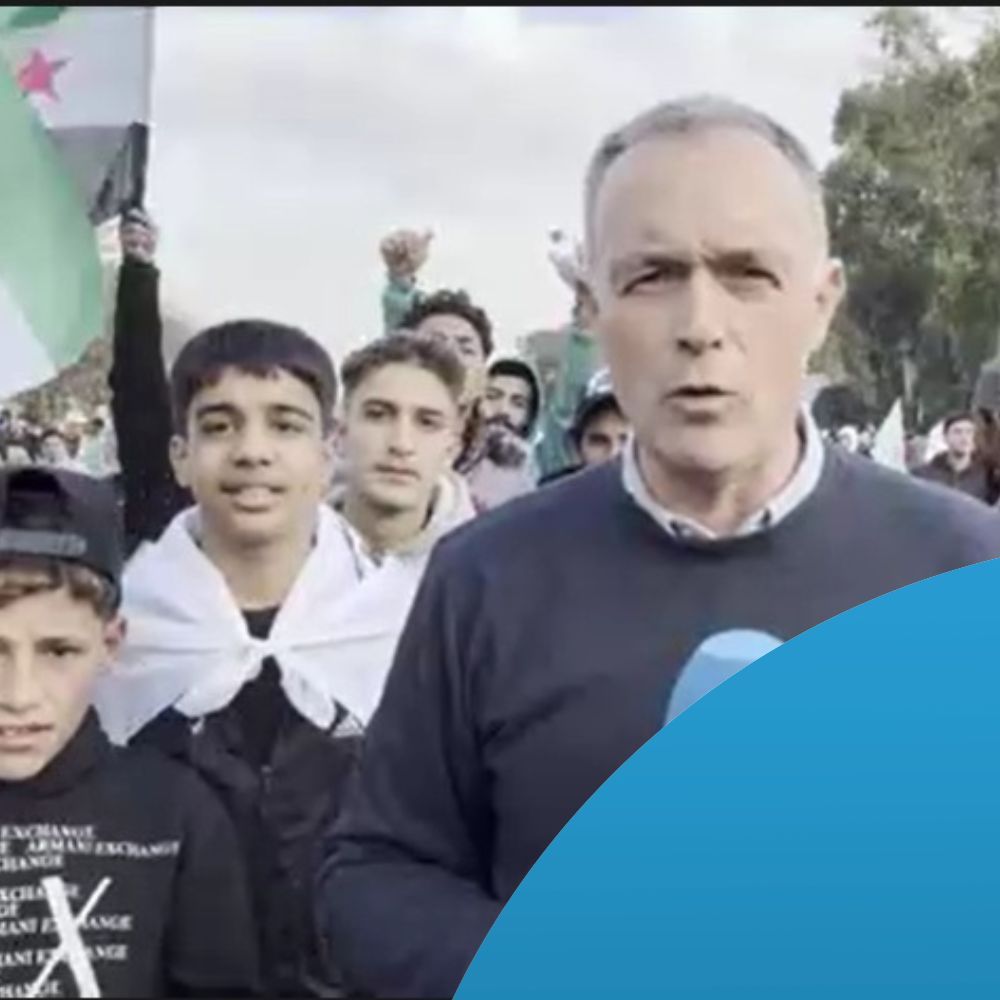 Un año sin régimen en Siria: “el pueblo sigue en la nube de emoción del cambio” episode artwork