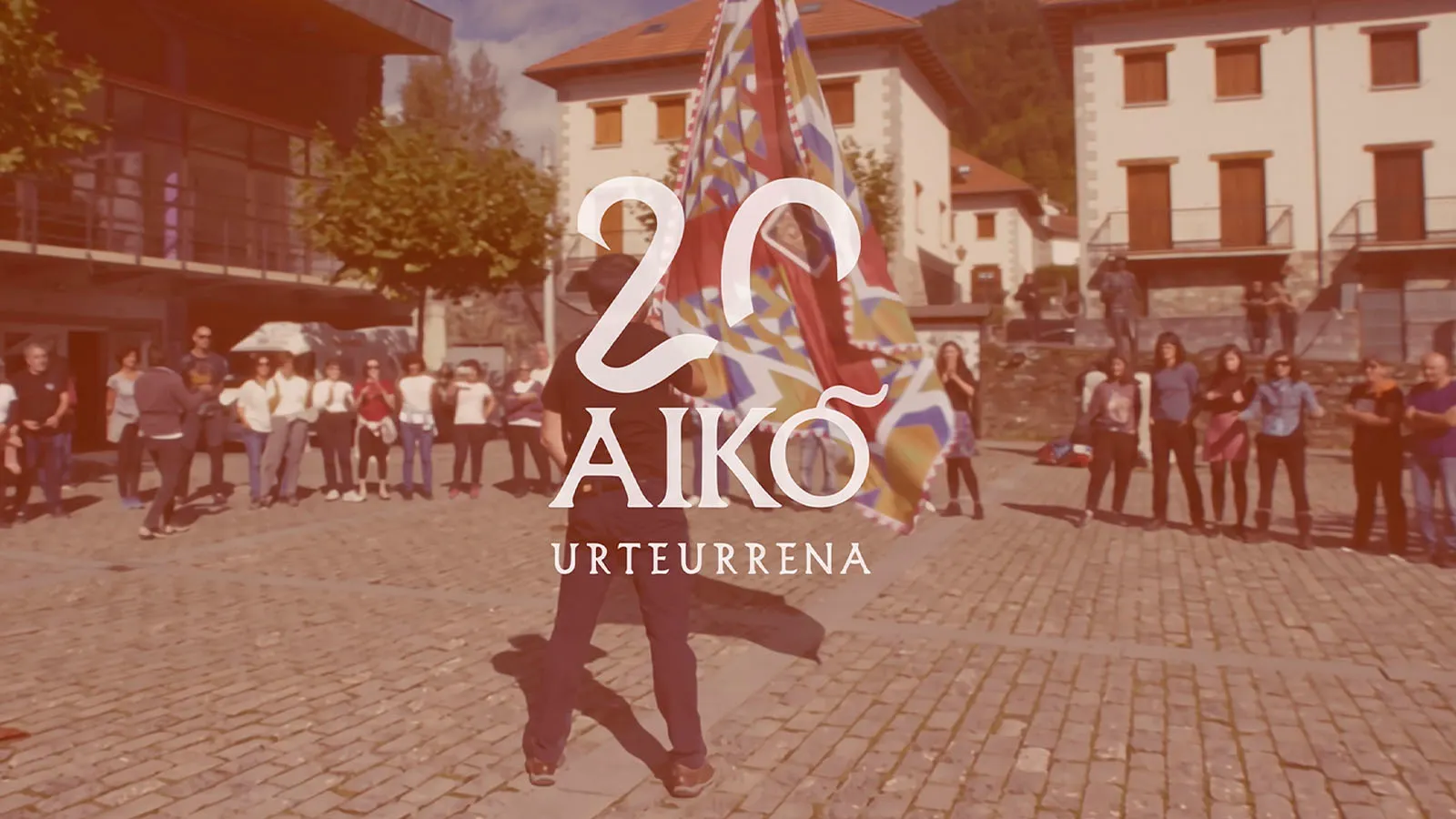 Aiko 20 urte plazan