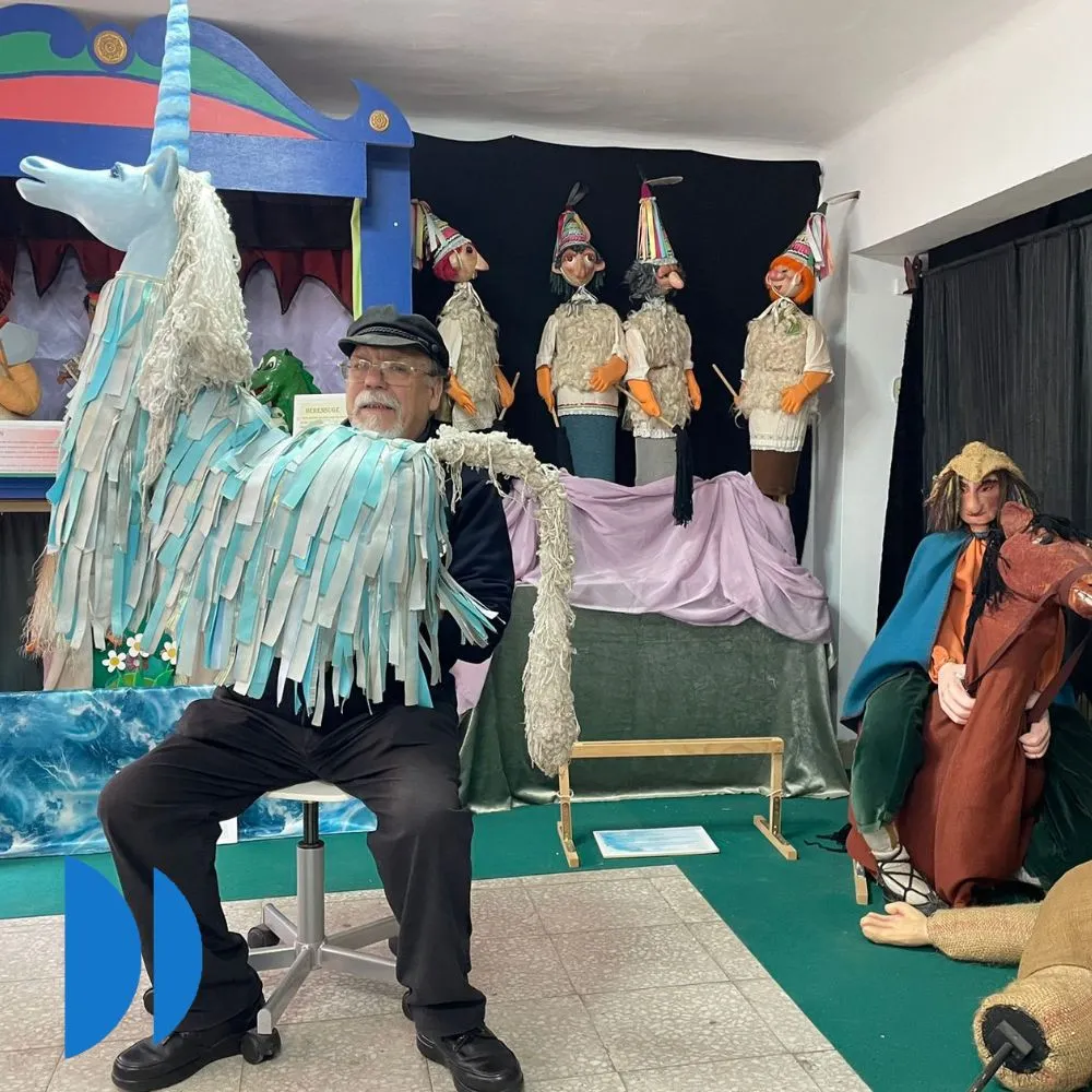 Felipe Garduño y sus amigos los títeres 
