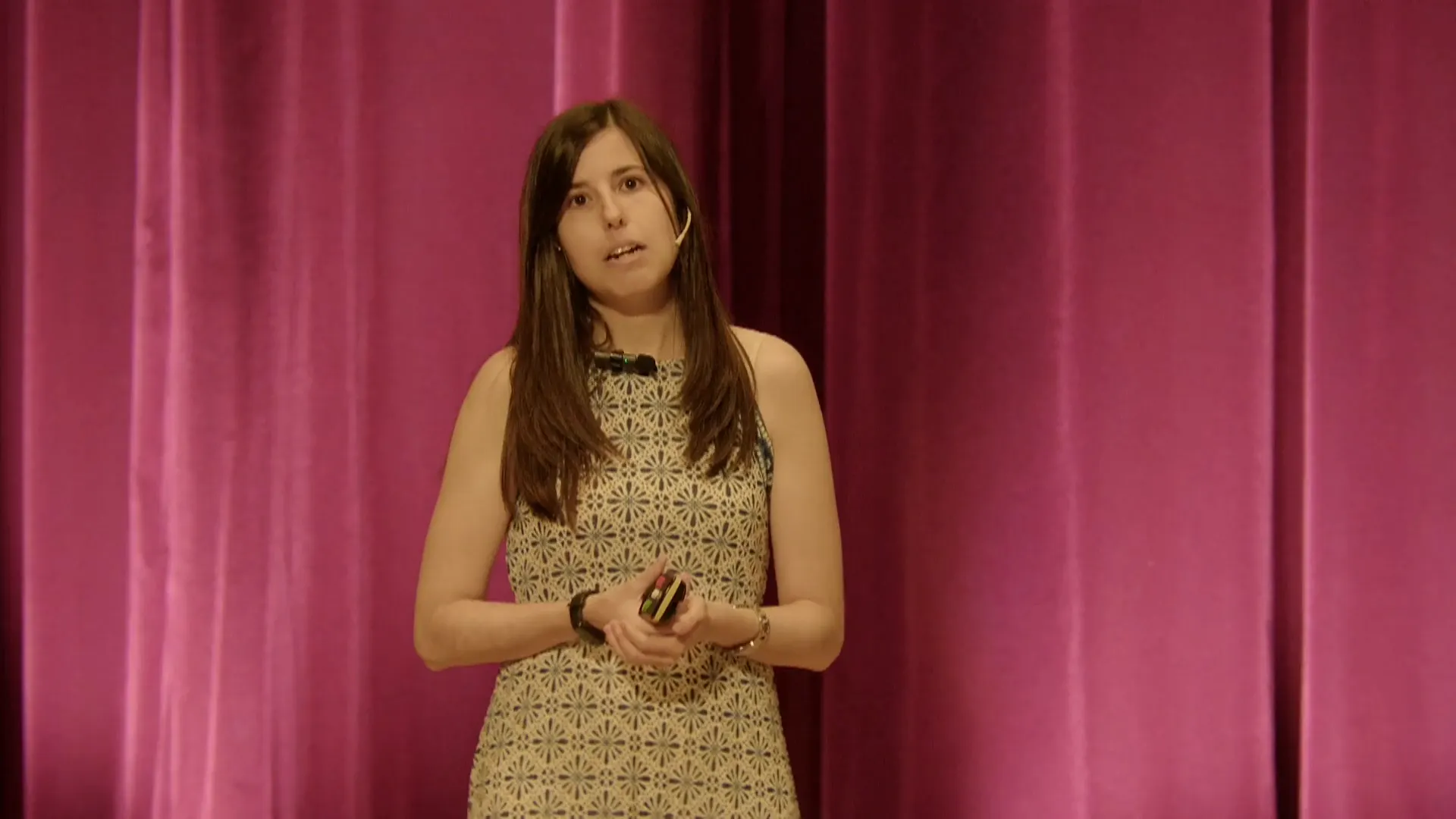Esther Acha y Amets Moreno del Bado - Teknologia