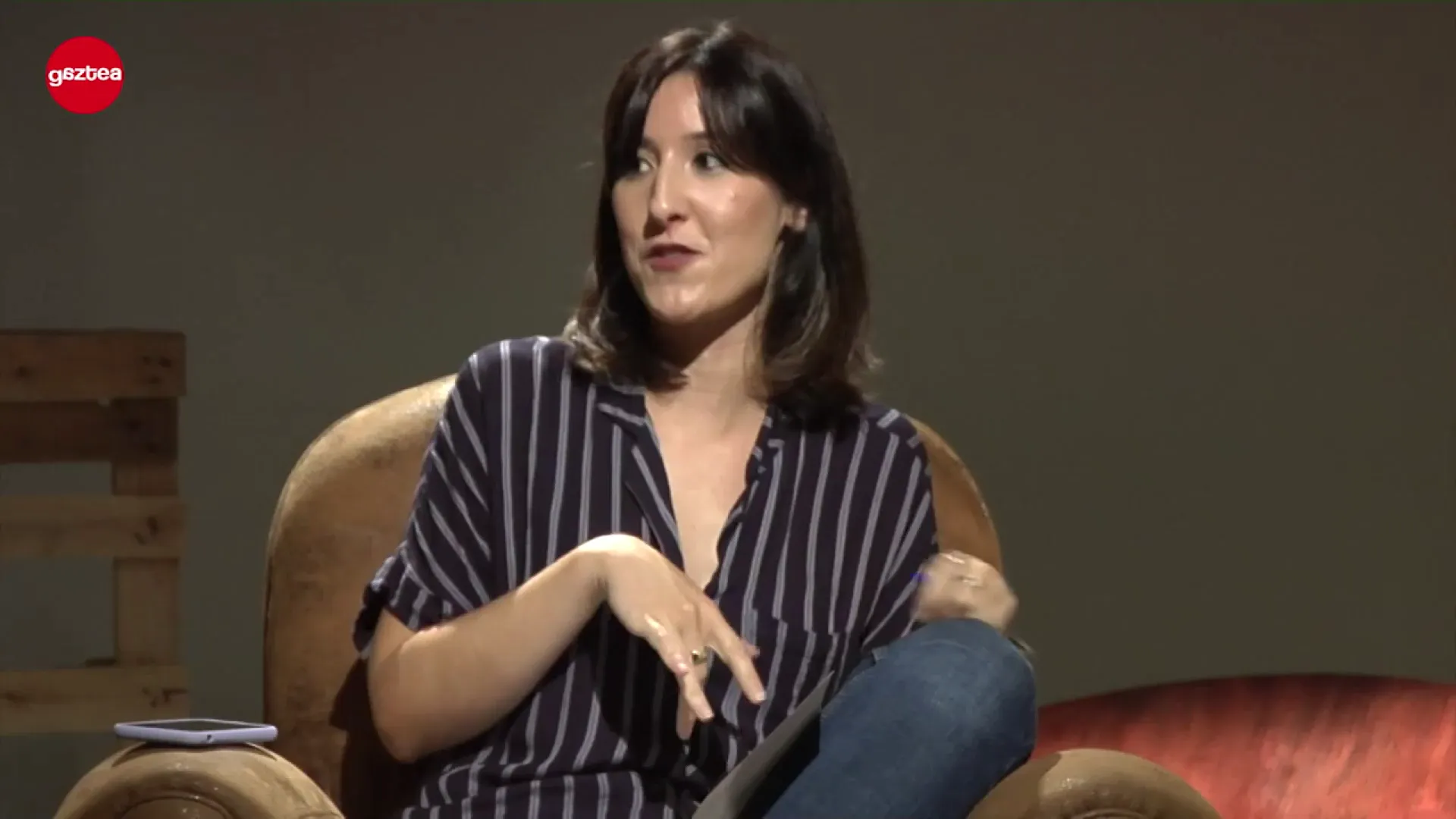 5. Lehia: ''Emakume erreferente gutxirekin hazi gara''