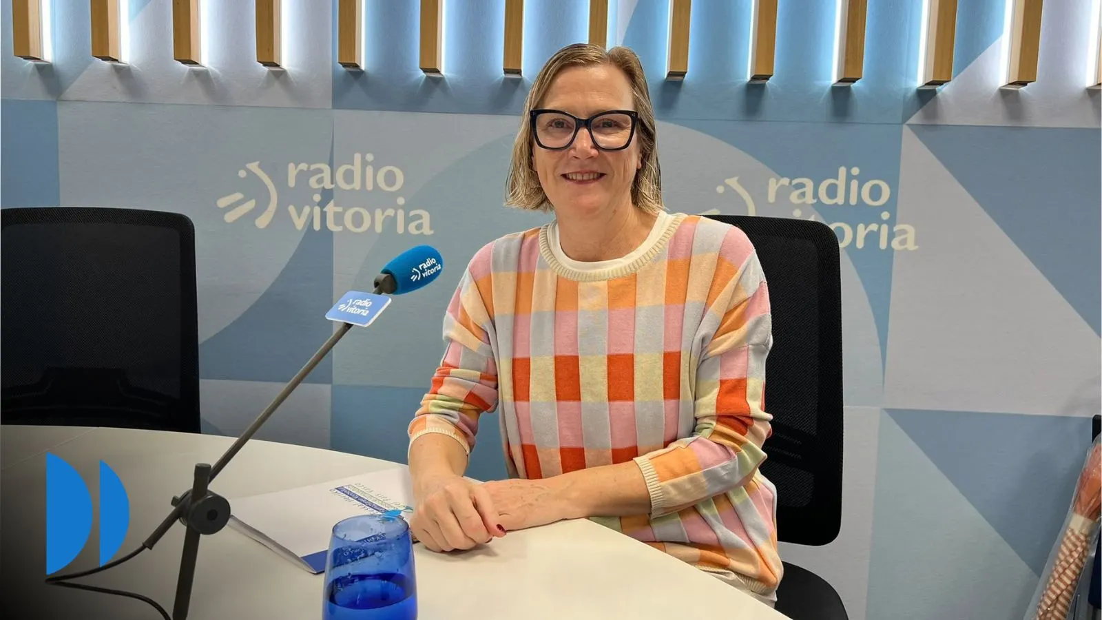 Mercedes Villacorta: «Ahora mismo no hay ningún problema de suministro de mascarillas ni de test de autodiagnóstico en las farmacias alavesas».