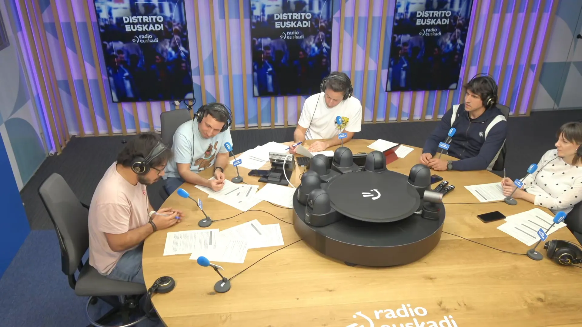 “Si que se ha oído de alguna masturbación, pero no hay ganas de edredoning en el Conquis”, Rebe