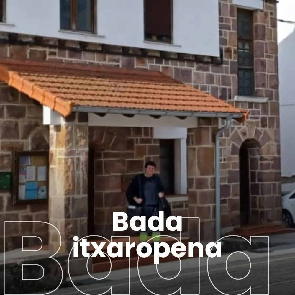 32 biztanle eta bi kutxazain daude Ariben 