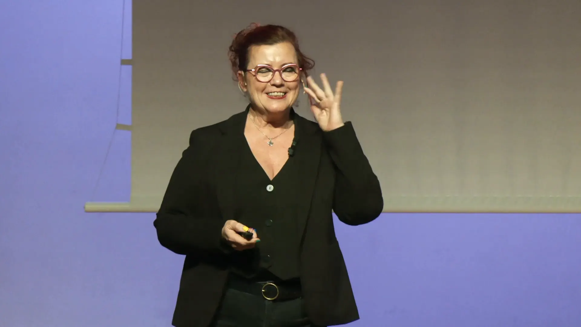 Clara Grima:'Midiendo un mundo redondo'
