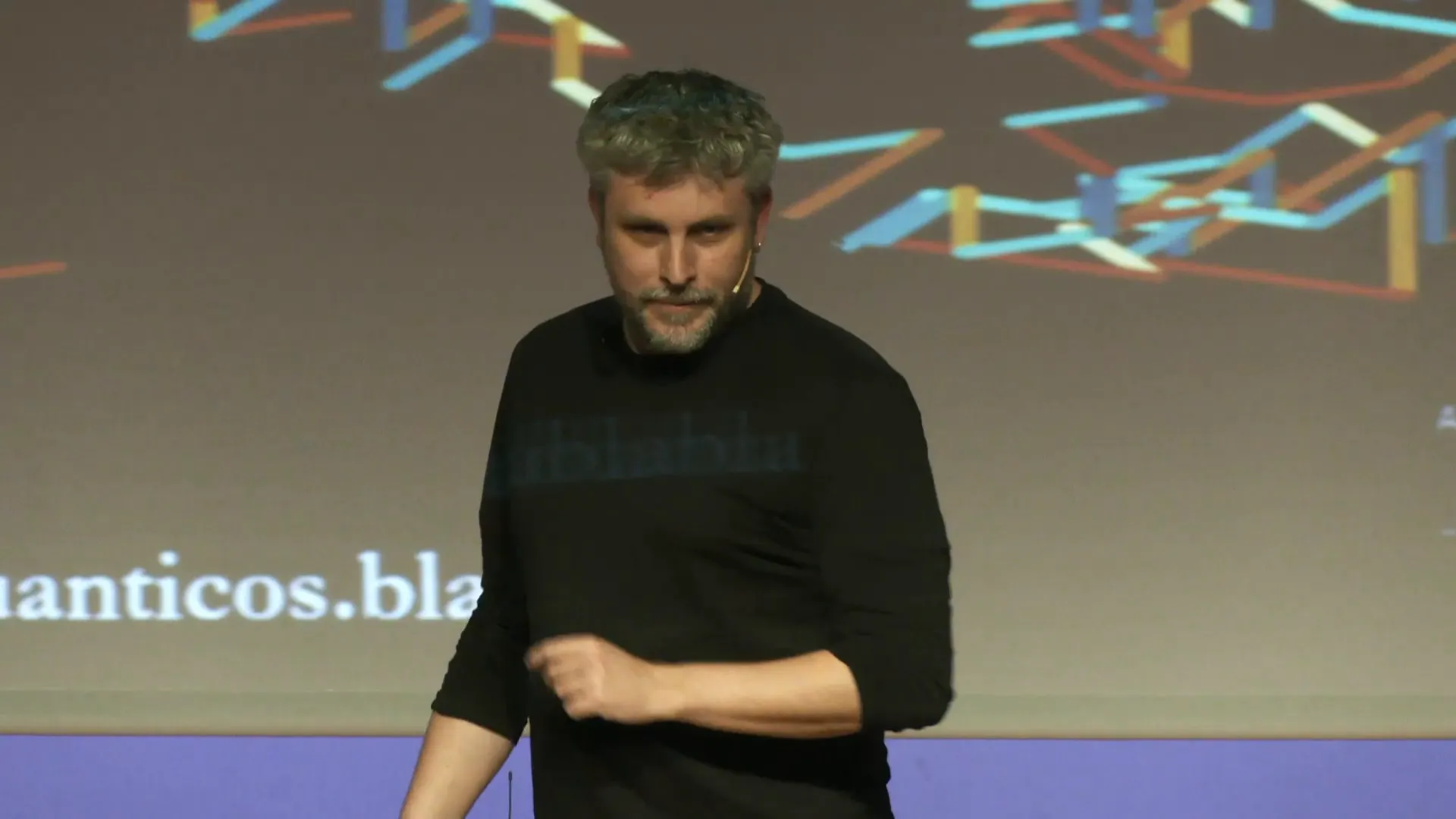 Enrique Fernandez Borja: 'Casi siempre es más divertido cuando no lo sabes todo'