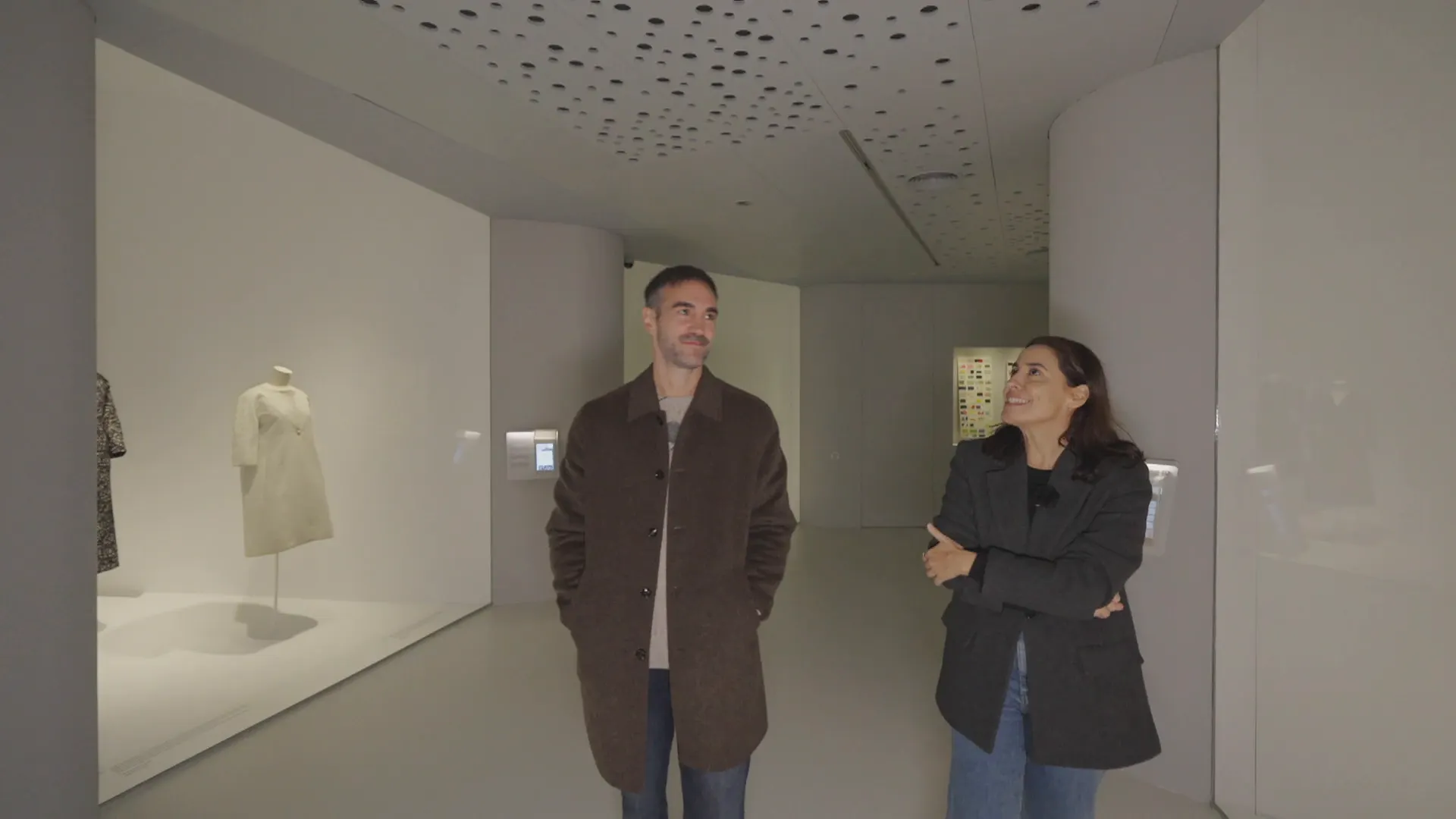 'Balenciaga' y 'El silencio de la ciudad blanca', de Getaria a Gasteiz