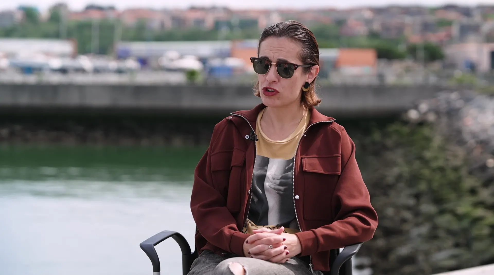 Katixa Agirre, 'Barne zerbitzuak'